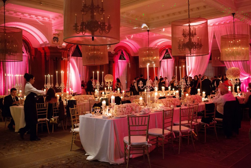 Romantic Antique Vancouver Club Wedding